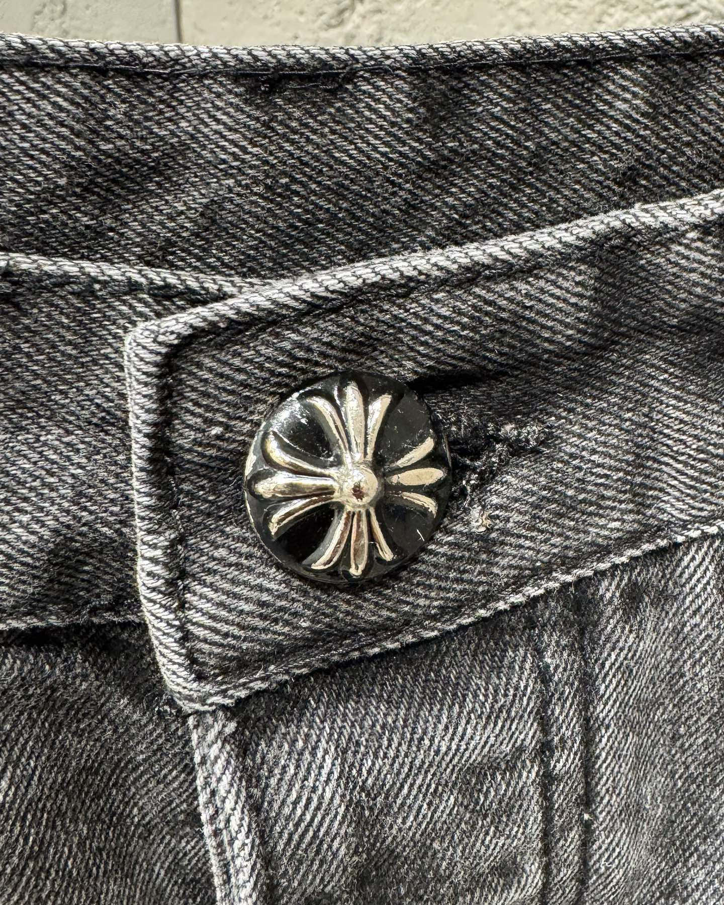 Chrome Hearts Black Metal Leather Patch Cross Denim Jeans KH24