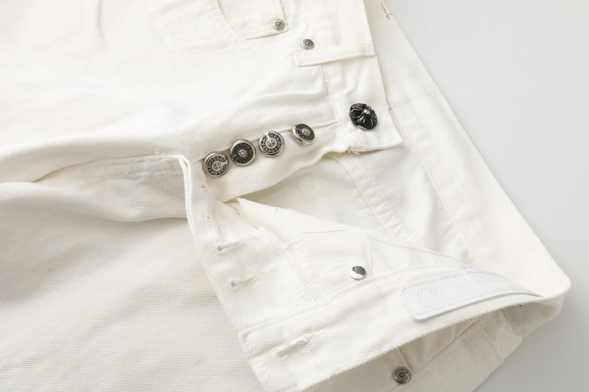 Chrome Hearts Cross Leather Patch White Denim Jeans KB21